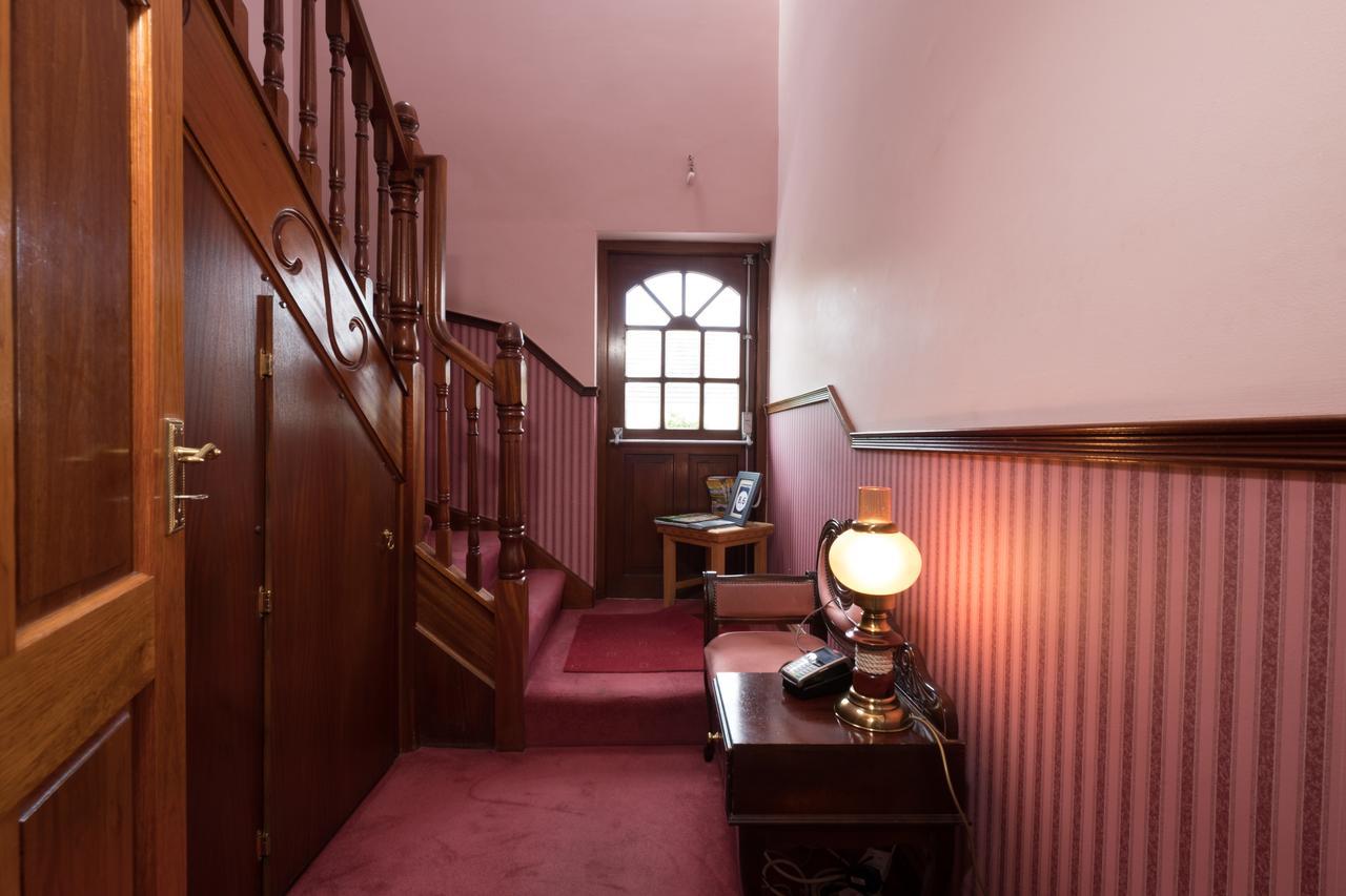 مبيت وإفطار Corrandulla Ashwood House المظهر الخارجي الصورة